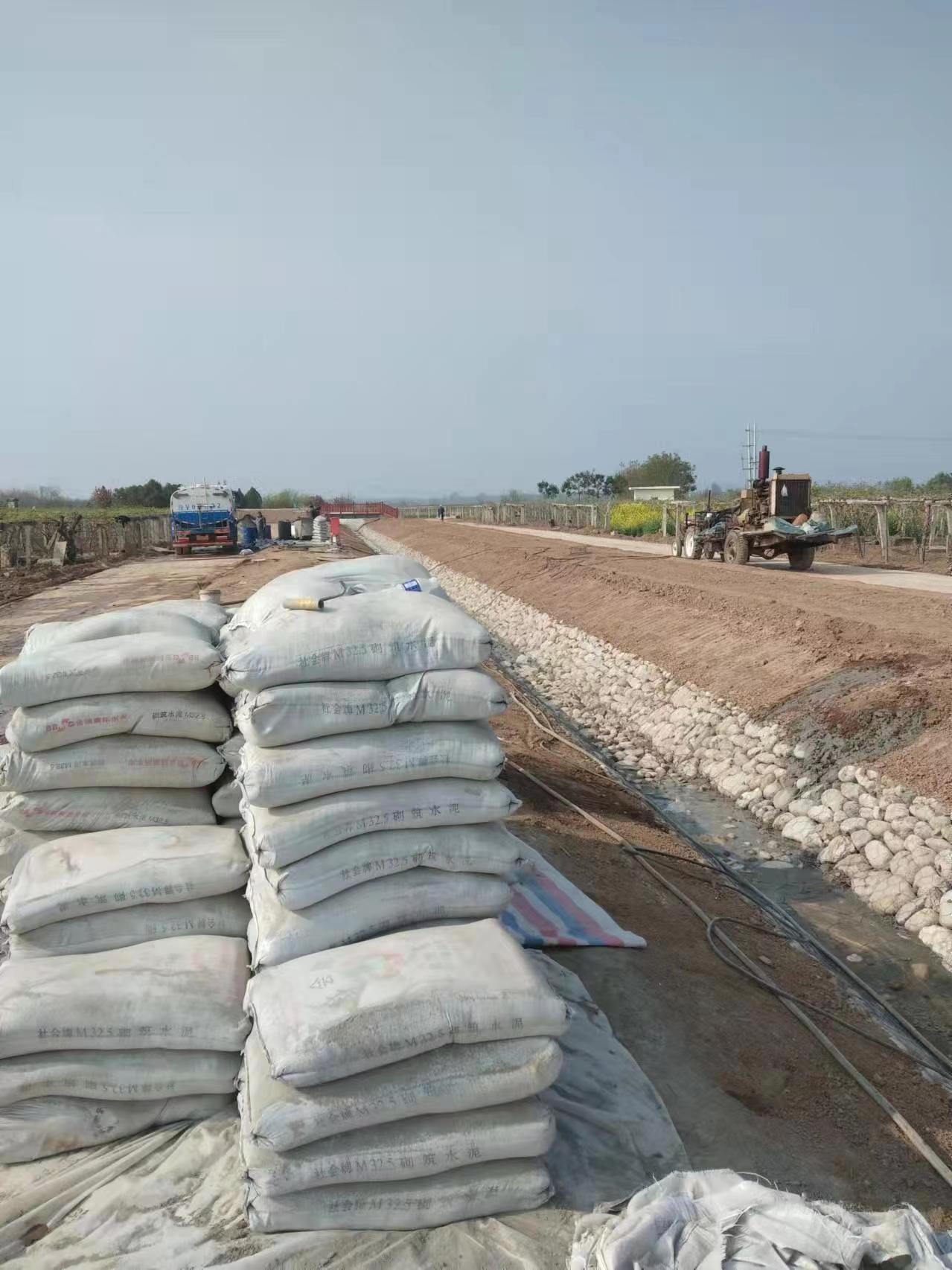 阜龙乡小导管注浆